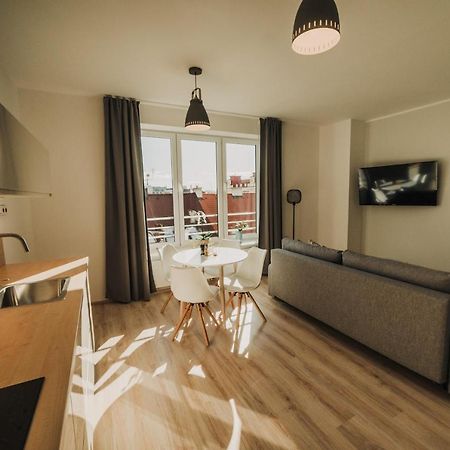 New Equipped Apartment In The City Center Plzen Exterior photo